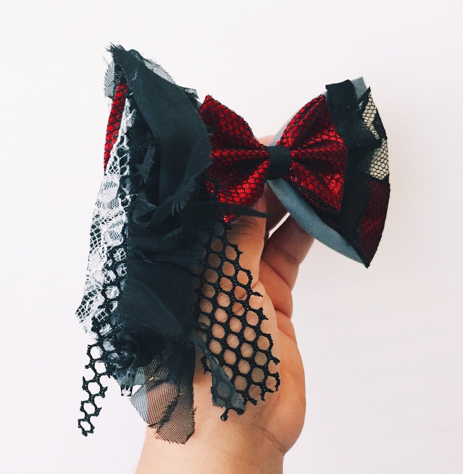 BOWS & BOW-TIES