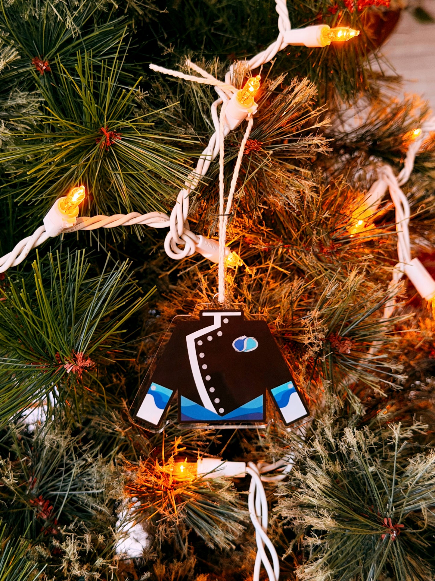 surf uniform ornament