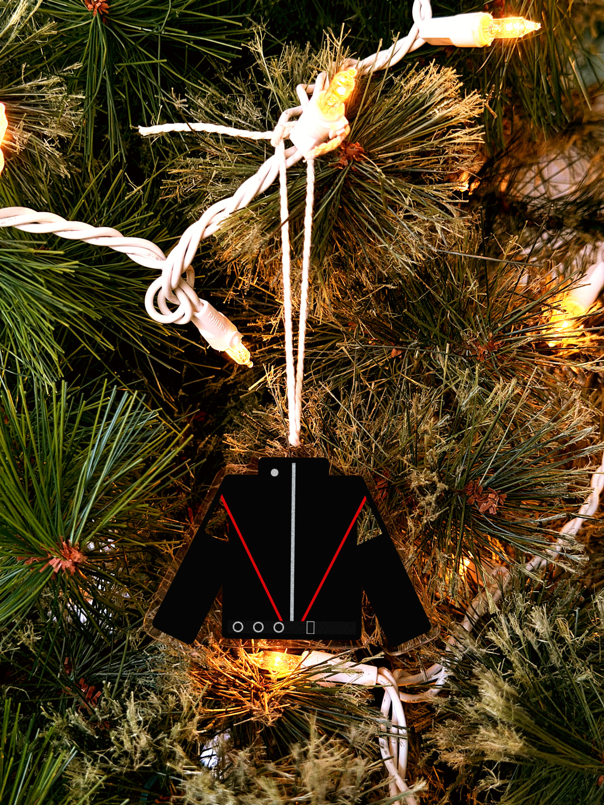 vanguard uniform ornament