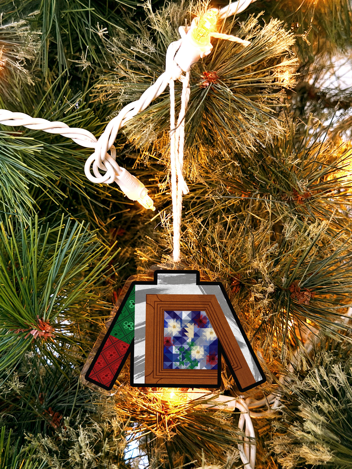 stars uniform ornament