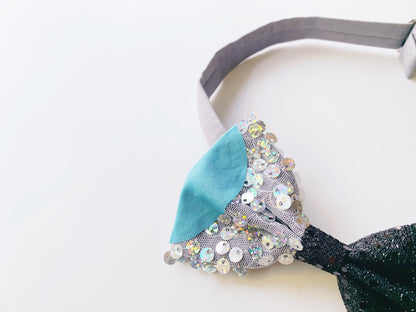 knights uniform bow/bow-tie
