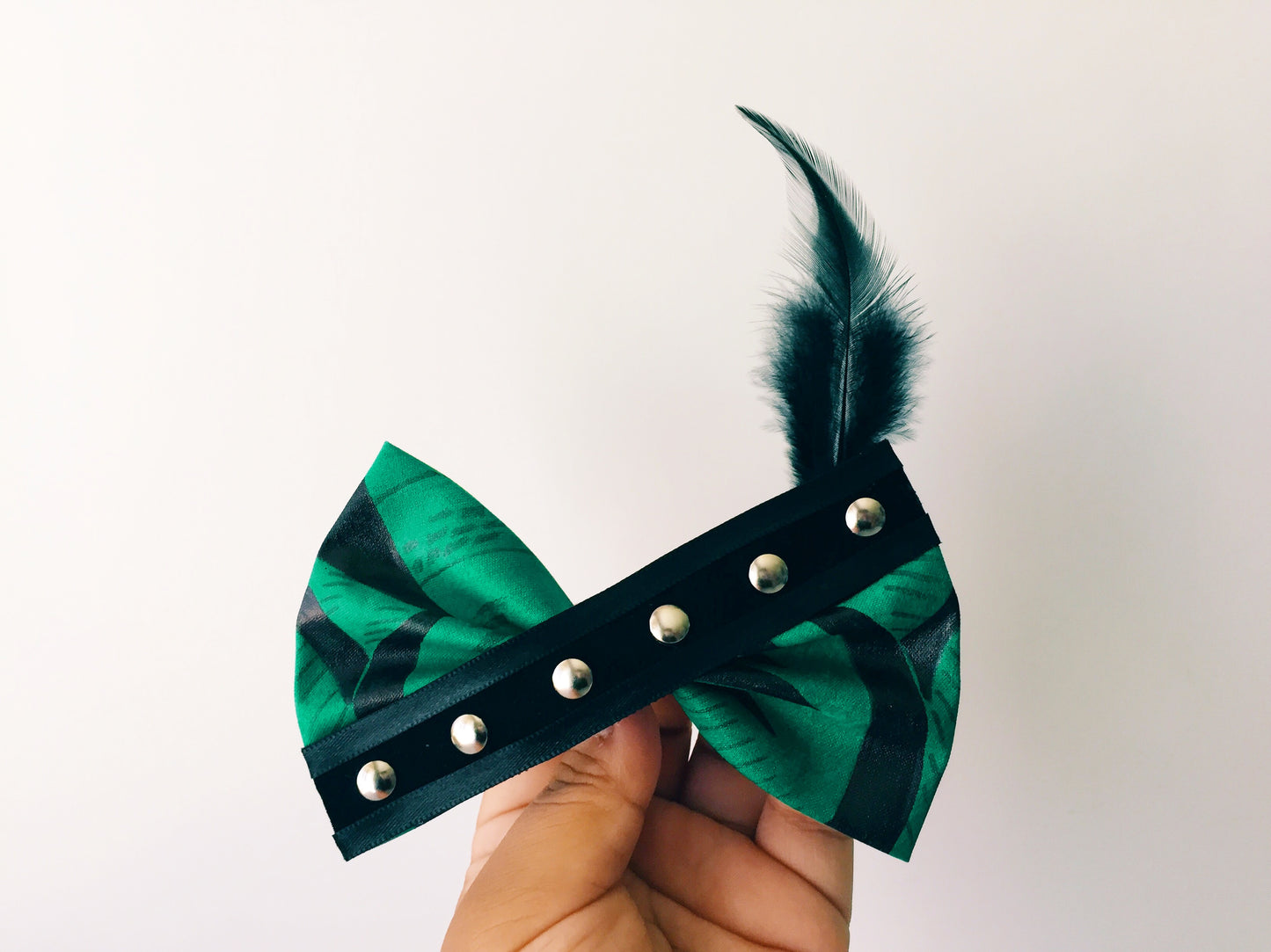 cavalier uniform bow/bow-tie