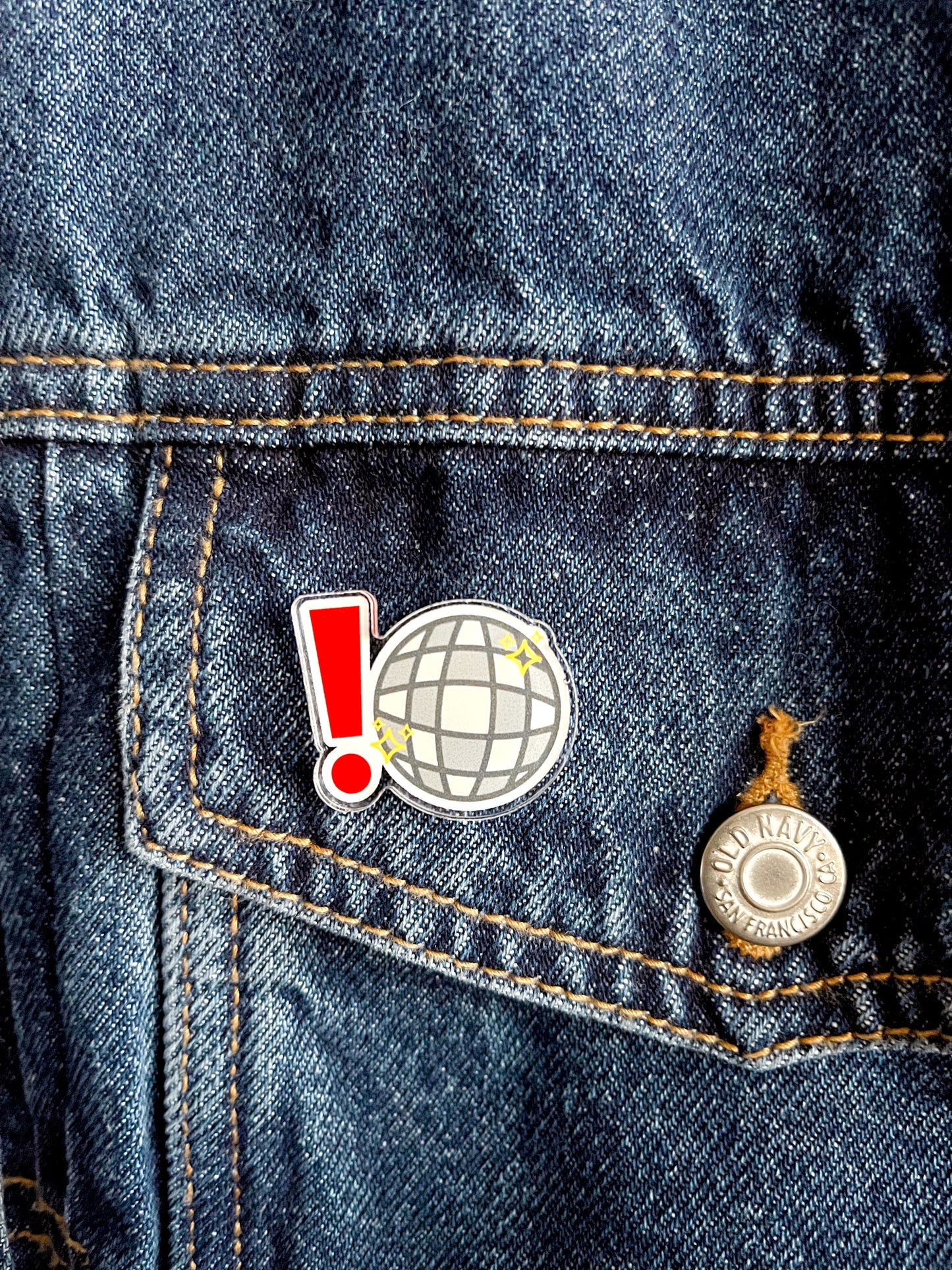 disco pin