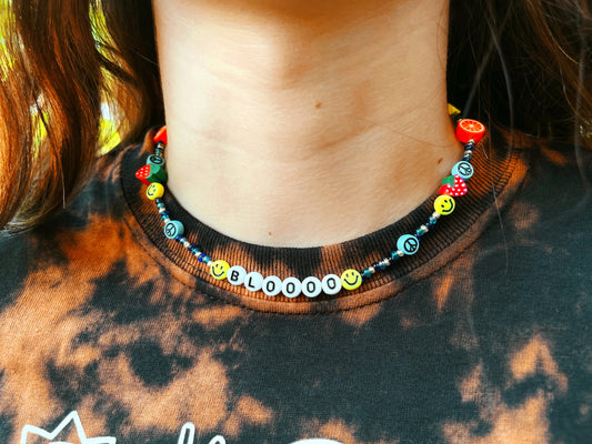 bloooo beaded necklace